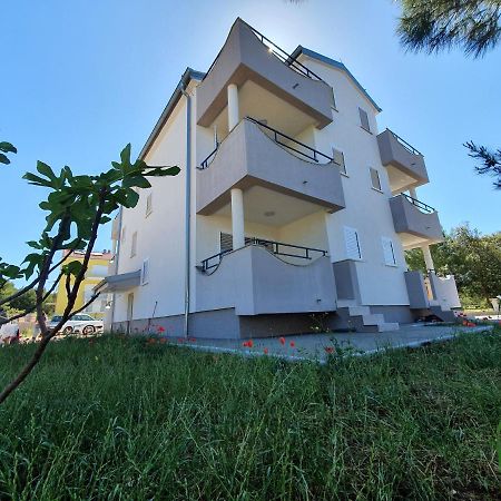 Apartments Villa M&M Bibinje Bagian luar foto
