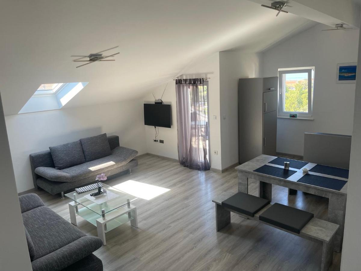 Apartments Villa M&M Bibinje Bagian luar foto