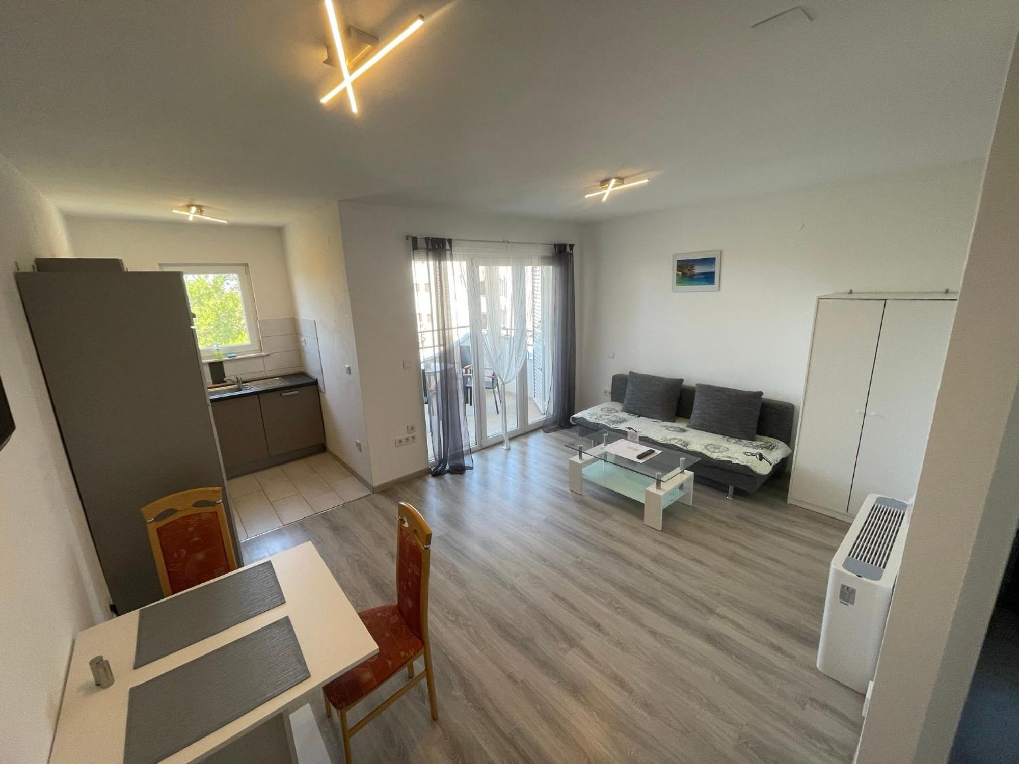 Apartments Villa M&M Bibinje Bagian luar foto