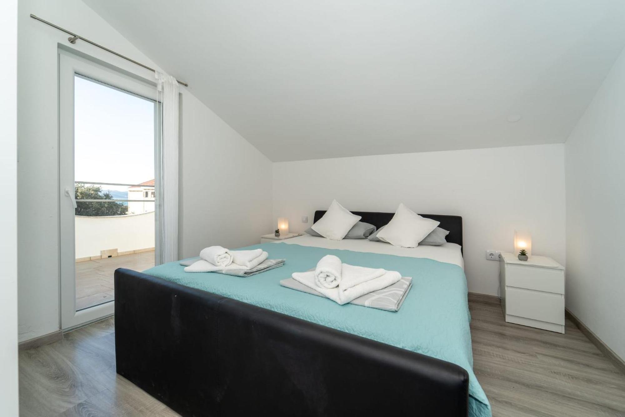 Apartments Villa M&M Bibinje Bagian luar foto